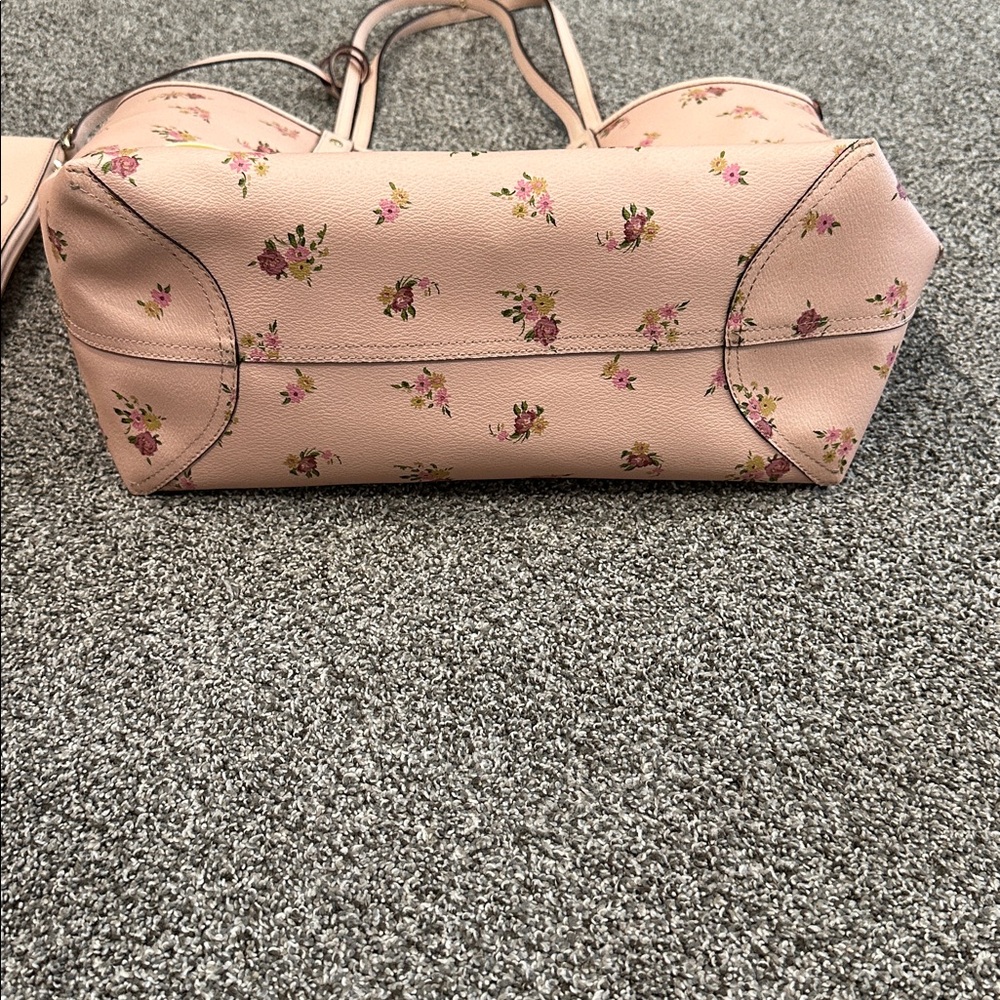 Coach X Disney Tote NWT - Picture 5 of 5